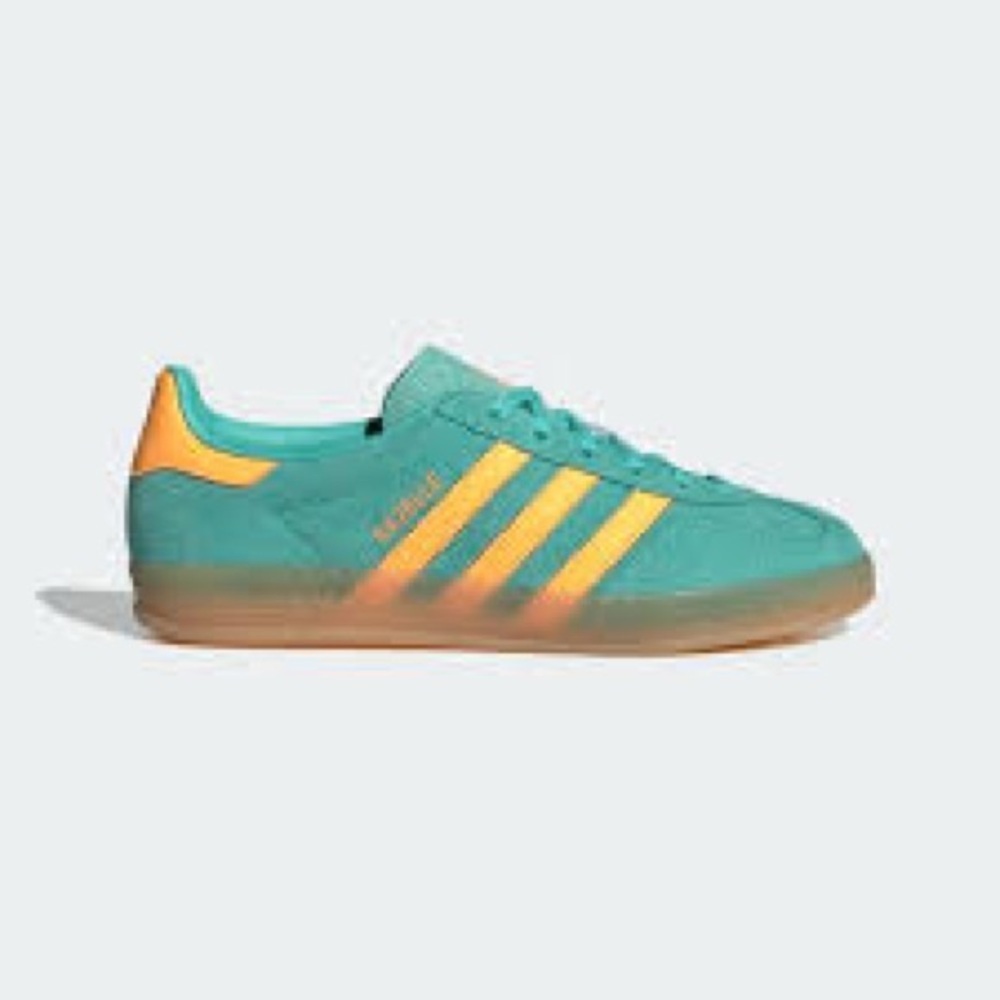 Adidas Women's  NEW with Box Aqua and Orange Gazelle Athletic Shoes, Size 8